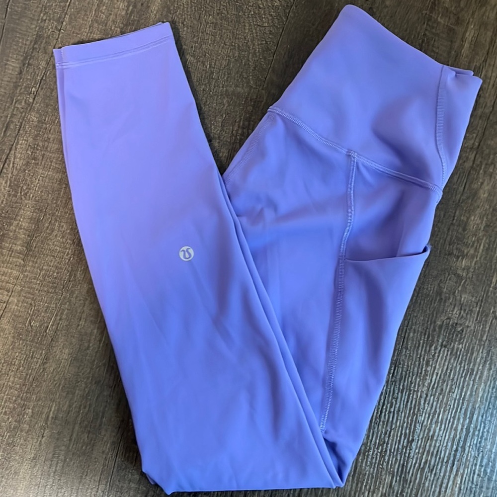 Lululemon wunder train HR Tight 25” pockets size 6 color purple DKLA